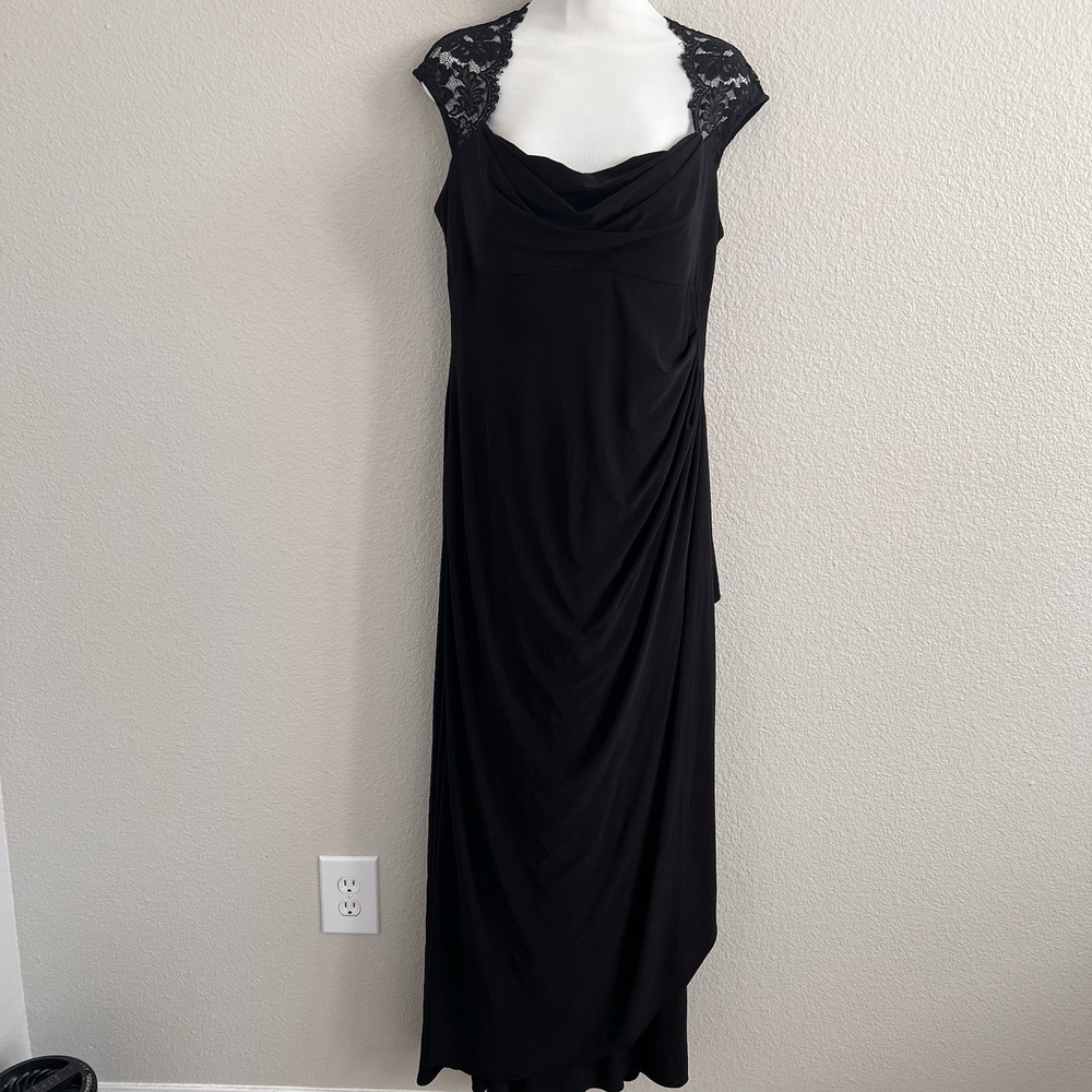 VTG 90's Xscape Joanna Chen 14 Ruched Bodycon Lace Cap Sleeve Dress Draped